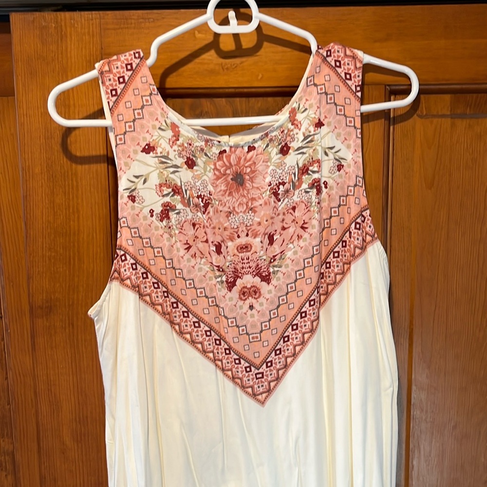 Tags off never worn mid thigh length sun dress white with floral print